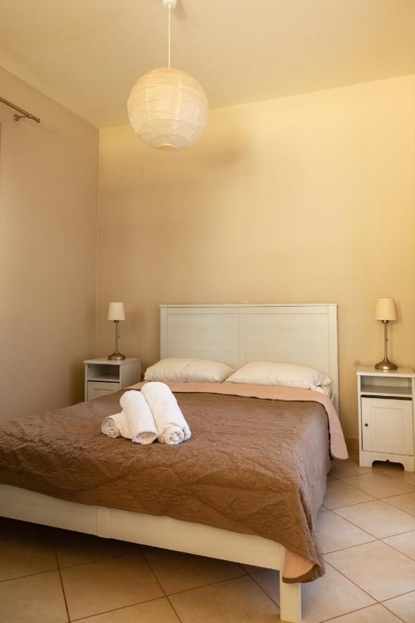 Brunello Seaside Apartments Lefkada City ภายนอก รูปภาพ