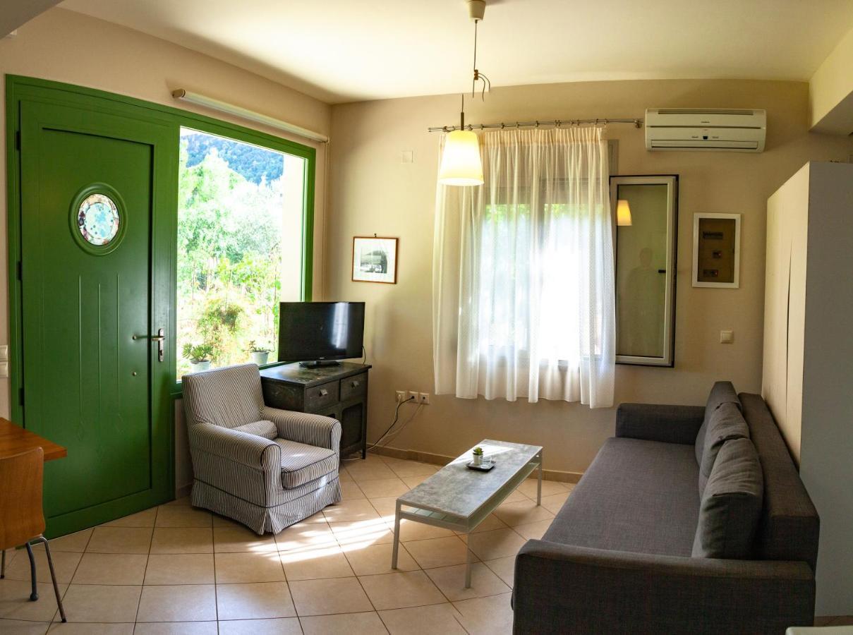 Brunello Seaside Apartments Lefkada City ภายนอก รูปภาพ