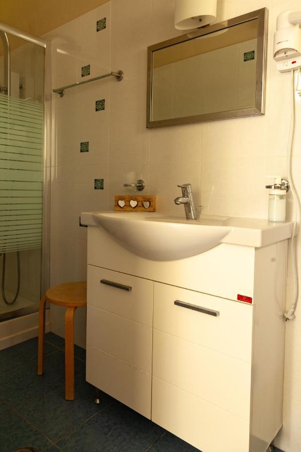 Brunello Seaside Apartments Lefkada City ภายนอก รูปภาพ