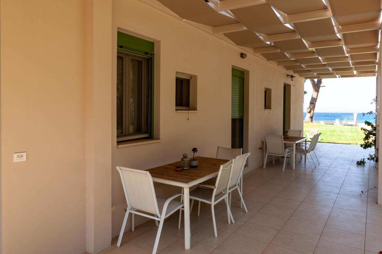 Brunello Seaside Apartments Lefkada City ภายนอก รูปภาพ